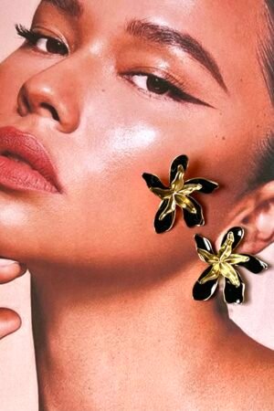 Black flower earrings
