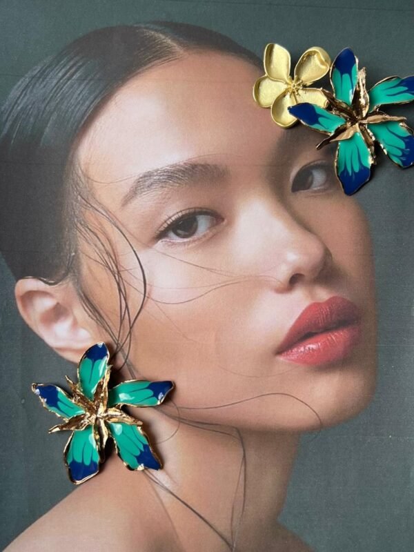 Hawai flower earrings