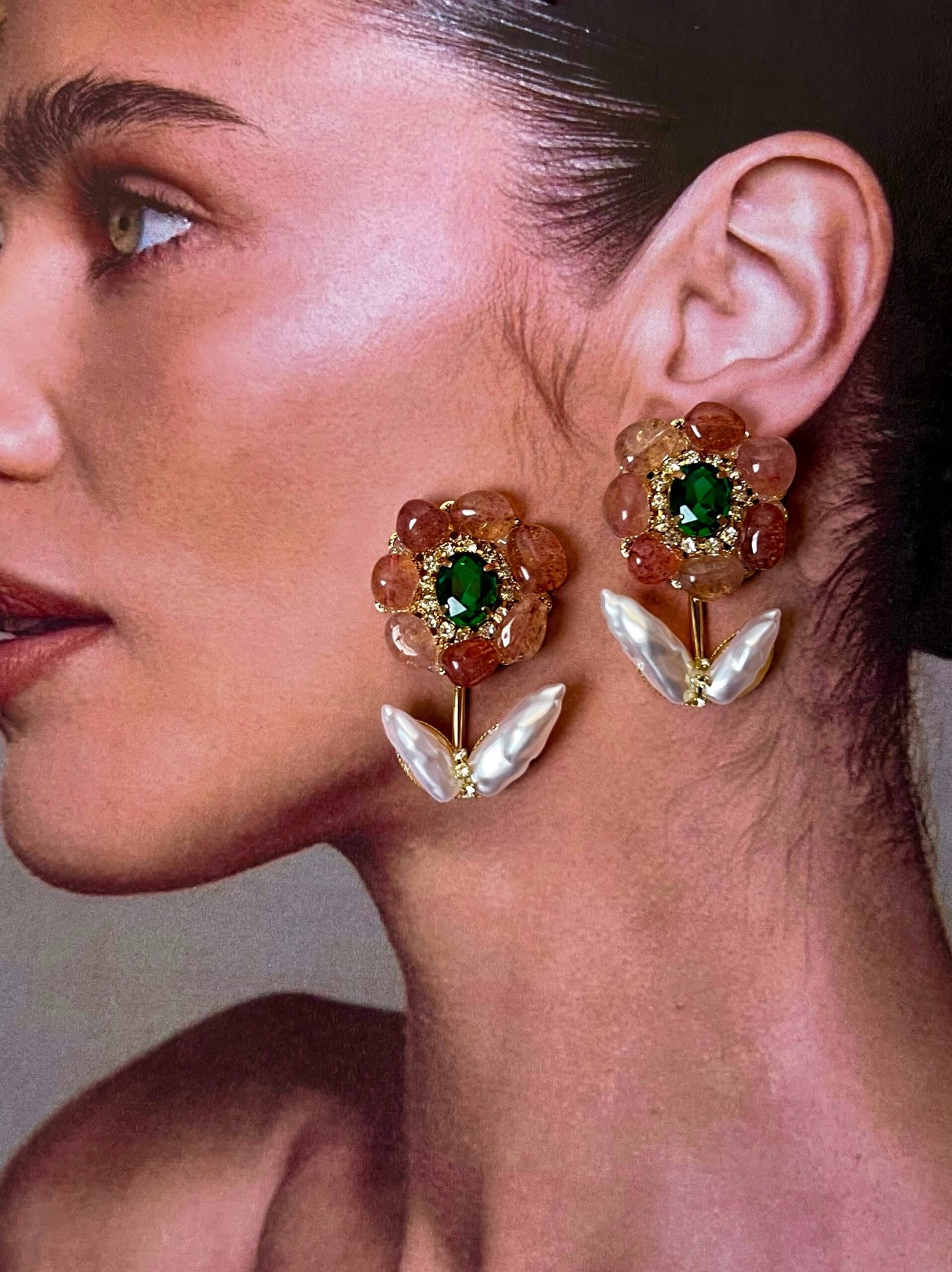 Pearl flower earrings