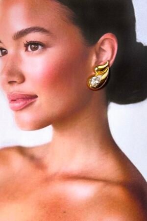 Golden swirl earrings