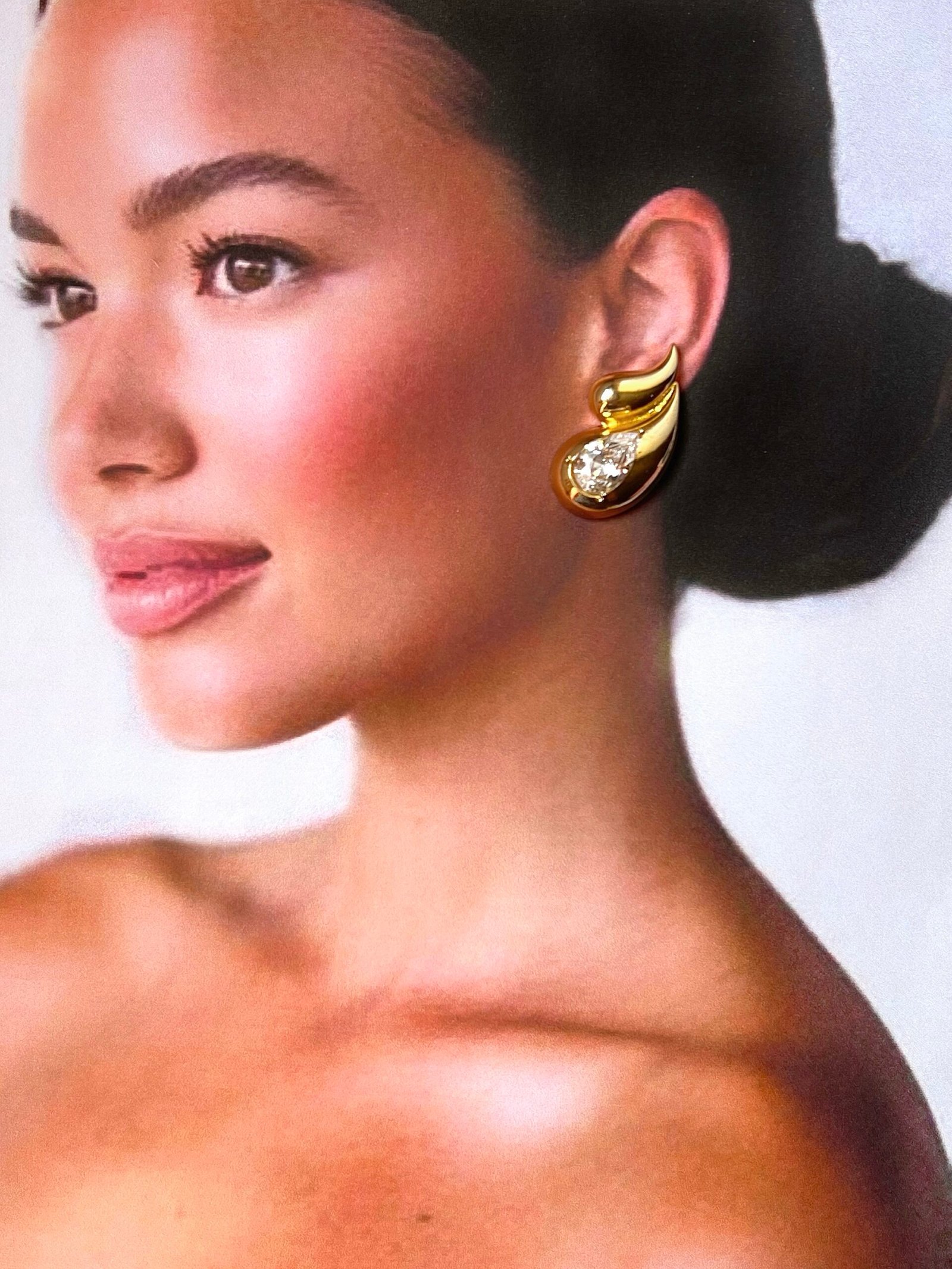 Golden swirl earrings