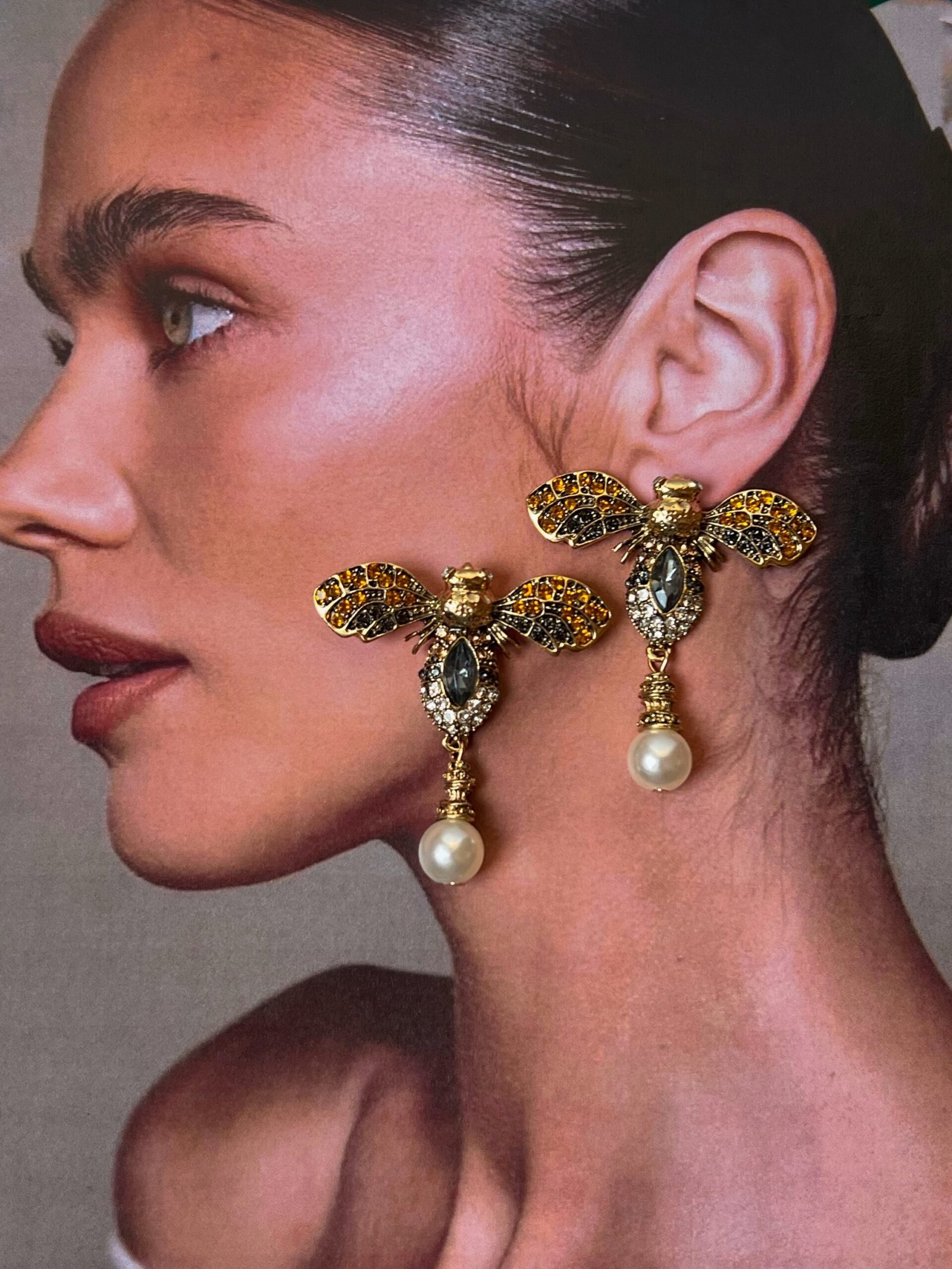 Queen bee earrings