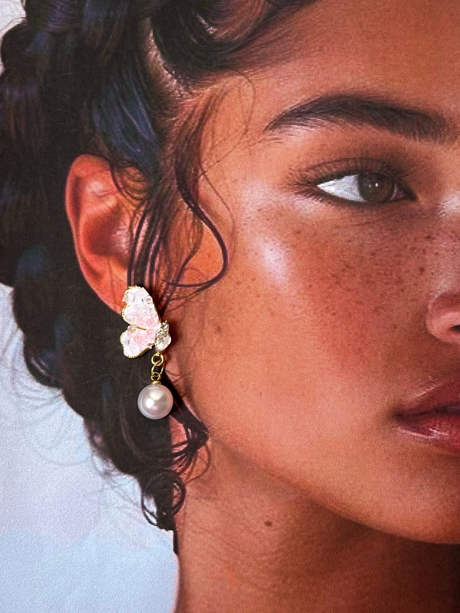 Rosy butterfly earrings - Image 2