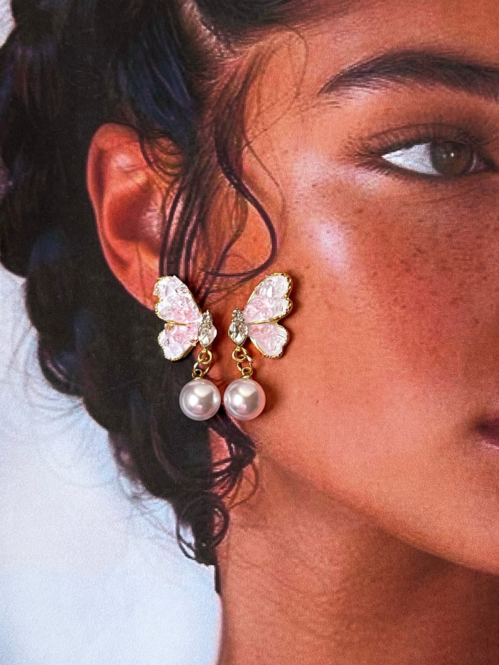 Rosy butterfly earrings