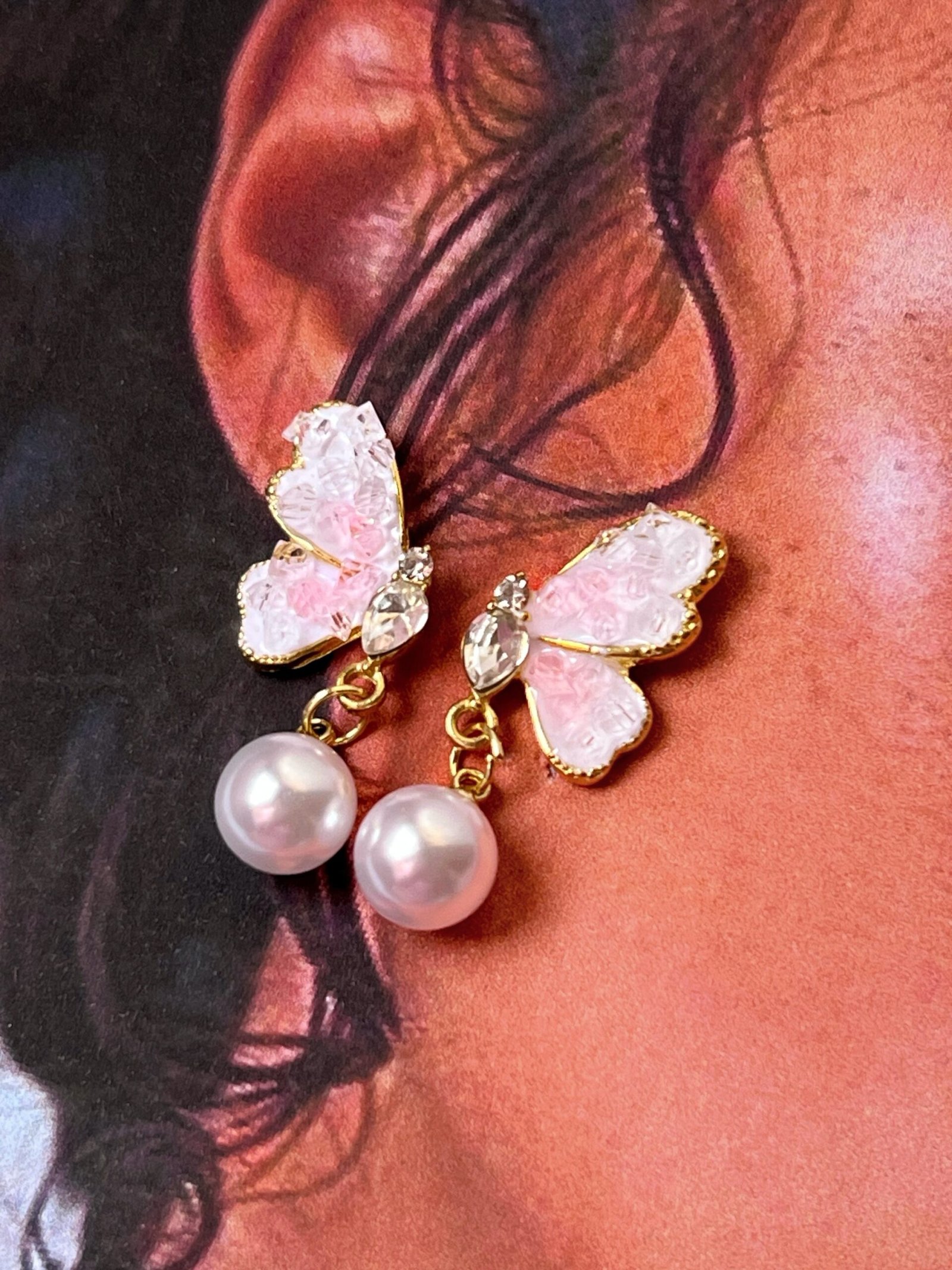Rosy butterfly earrings - Image 4